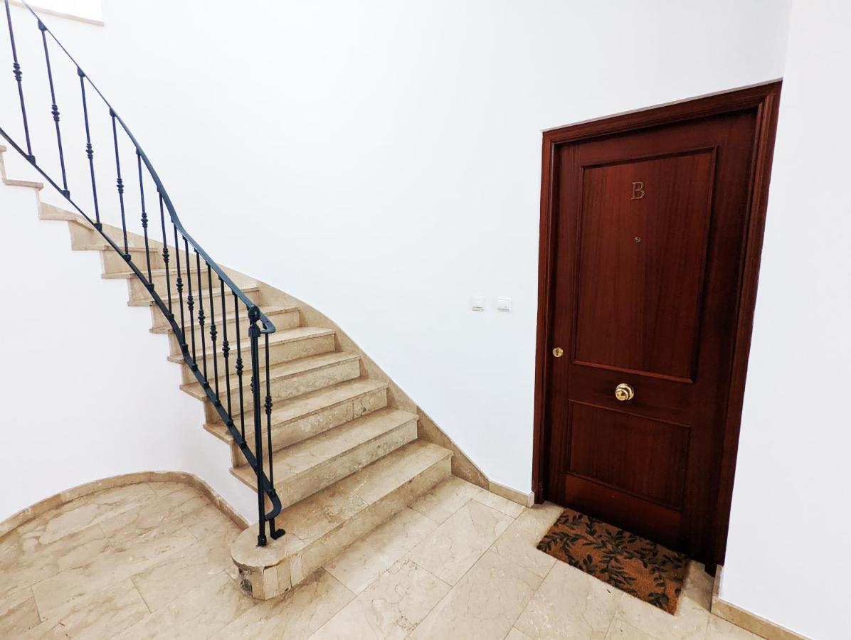 Apartamento La Merced Málaga Exteriör bild