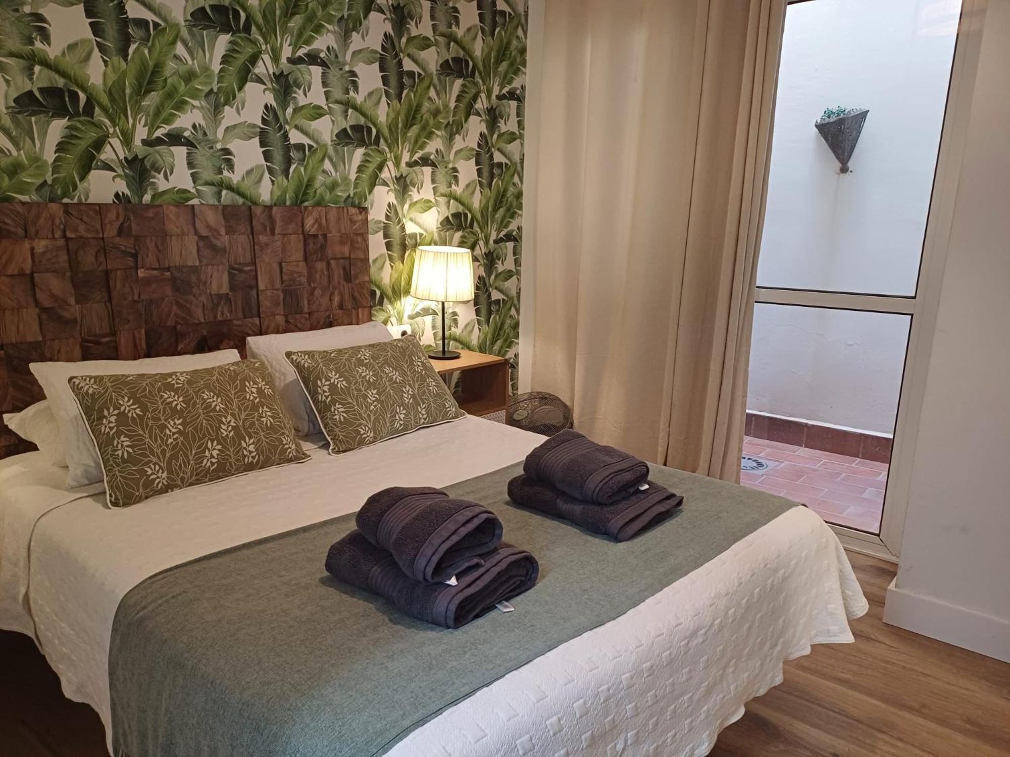 Apartamento La Merced Málaga Exteriör bild